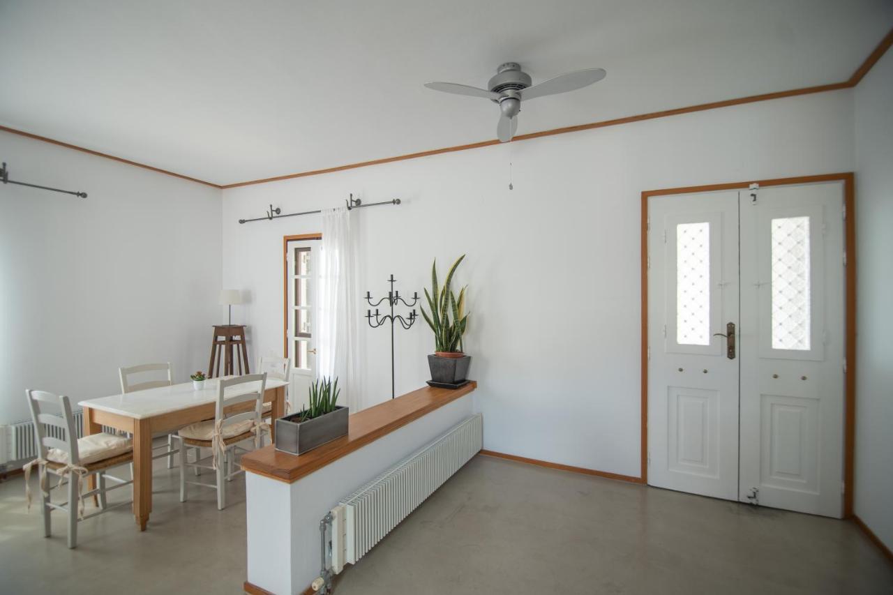 Lotos Beach Home Kini Exterior foto